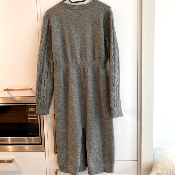 👗DAZY by Shein grey cable knit split back sweater dress 👗 - Picture 3 of 5